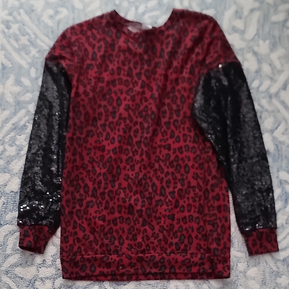 Stylish Red Leopard Print Sweatshirt with Black Sequin Sleeves